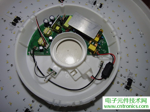 高端大氣上檔次!智能遙控調光LED吸頂燈拆解