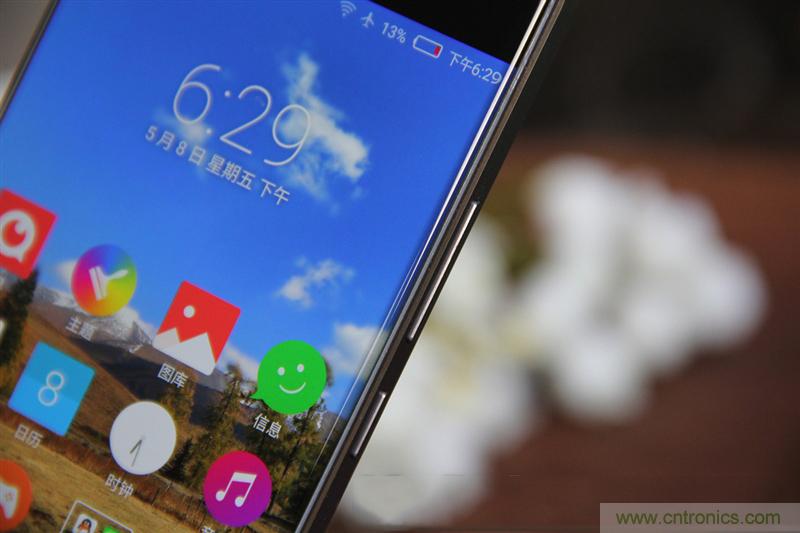 無邊框的 nubia Z9 ，一款既有驚喜，又有驚艷的智能手機(jī)