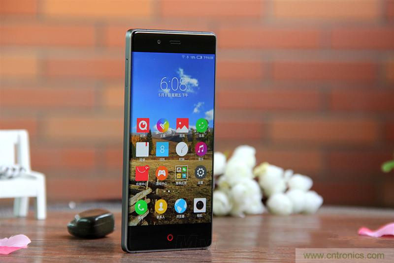 無邊框的 nubia Z9 ，一款既有驚喜，又有驚艷的智能手機(jī)