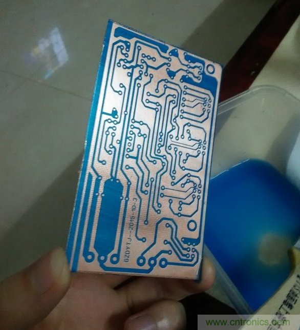 嘗試了四次PCB制作， 最后一發(fā)算是成功了