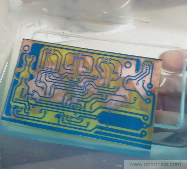 嘗試了四次PCB制作， 最后一發(fā)算是成功了