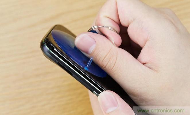 拆解黑鯊手機:多級直觸一體式液冷系統(tǒng)有什么門道?
