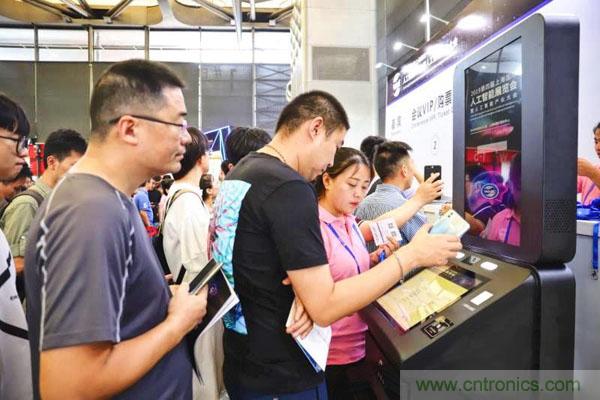 明年再見！&ldquo;WAIE 2019第四屆上海國際人工智能展覽會暨人工智能產業大會&rdquo;完美落幕！