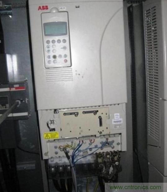 變頻器的輸出頻率調高，那么輸出電壓將如何提高？